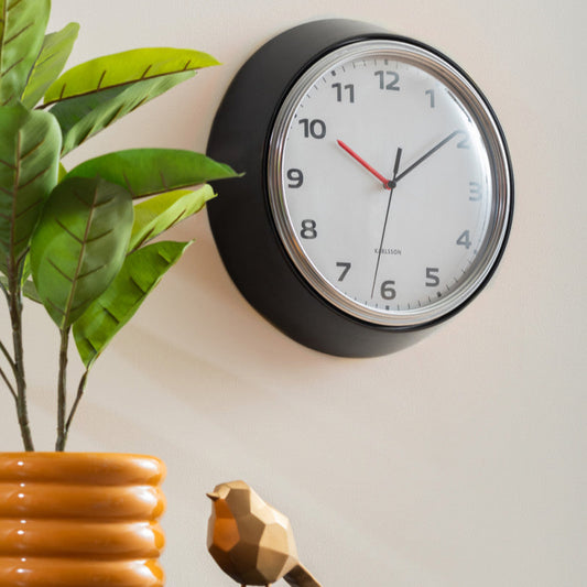 Horloge moderne rétro