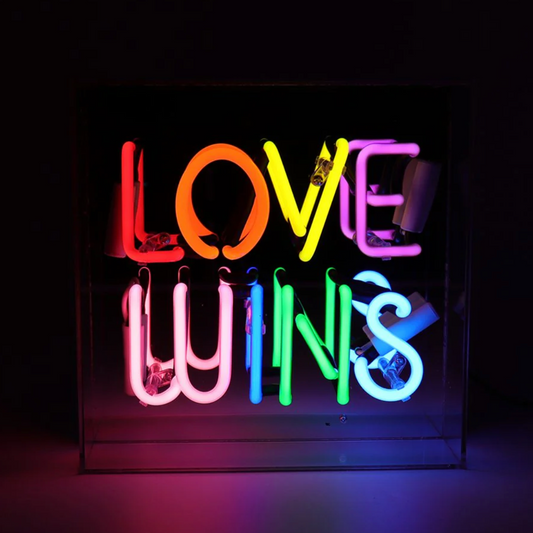 Néon "Love Wins"